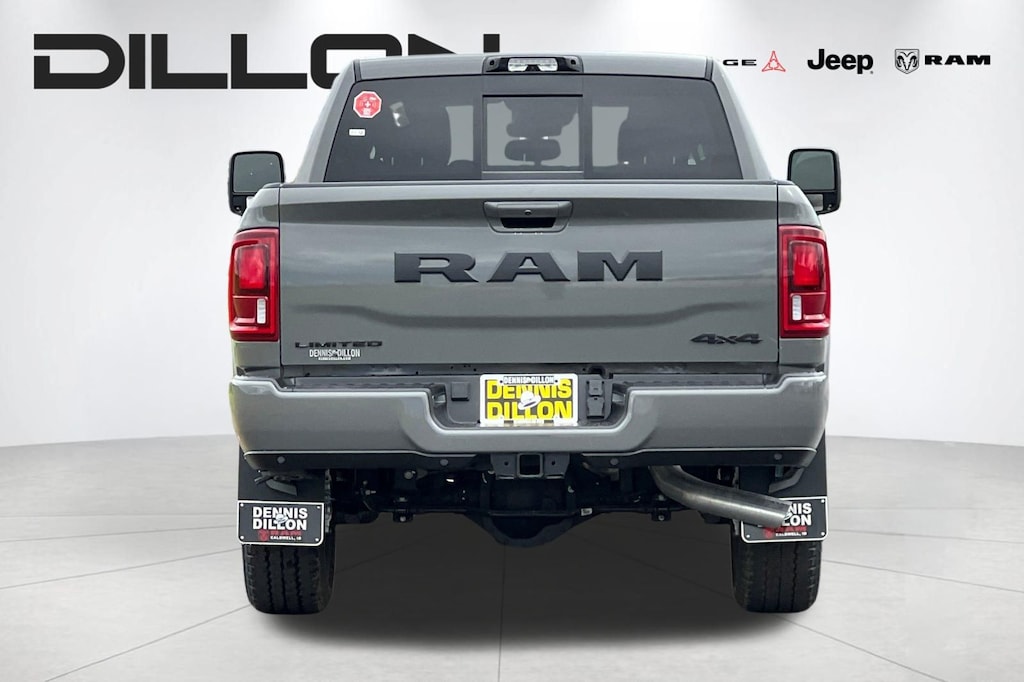 New 2026 Ram 2500 LIMITED CREW CAB 4X4 6'4 BOX Pickup