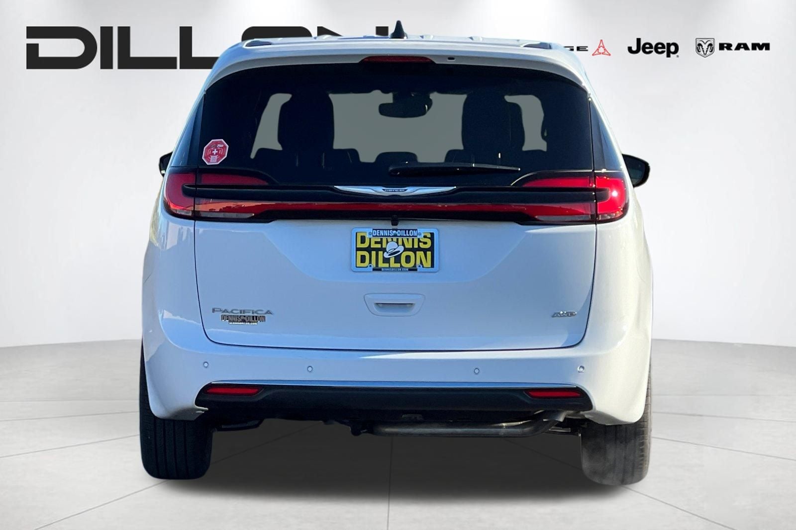 2026 Chrysler Pacifica Select - Photo 4