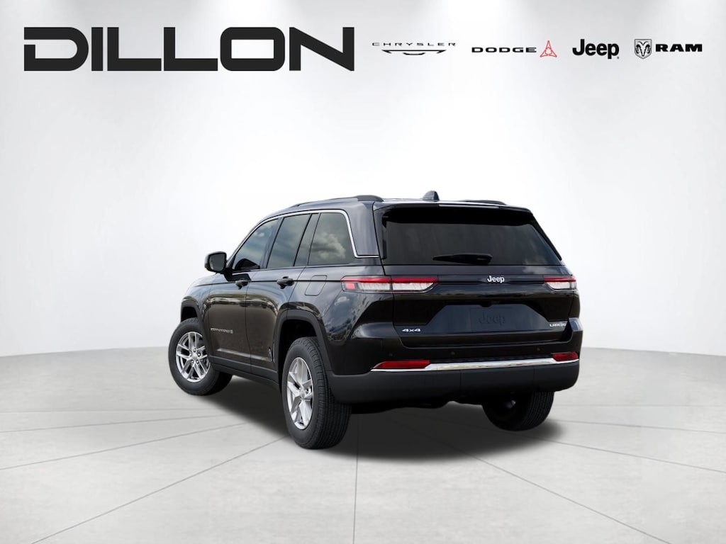 New 2026 Jeep Grand Cherokee LAREDO X 4X4 Sport Utility