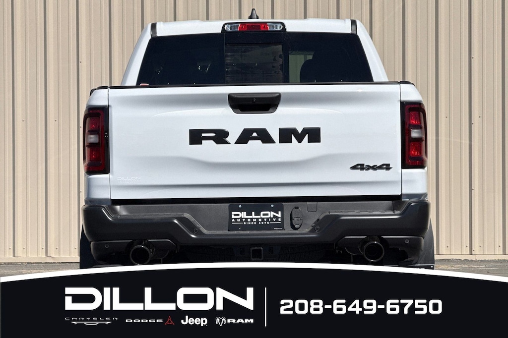 New 2026 Ram 1500 WARLOCK CREW CAB 4X4 5'7 BOX Pickup