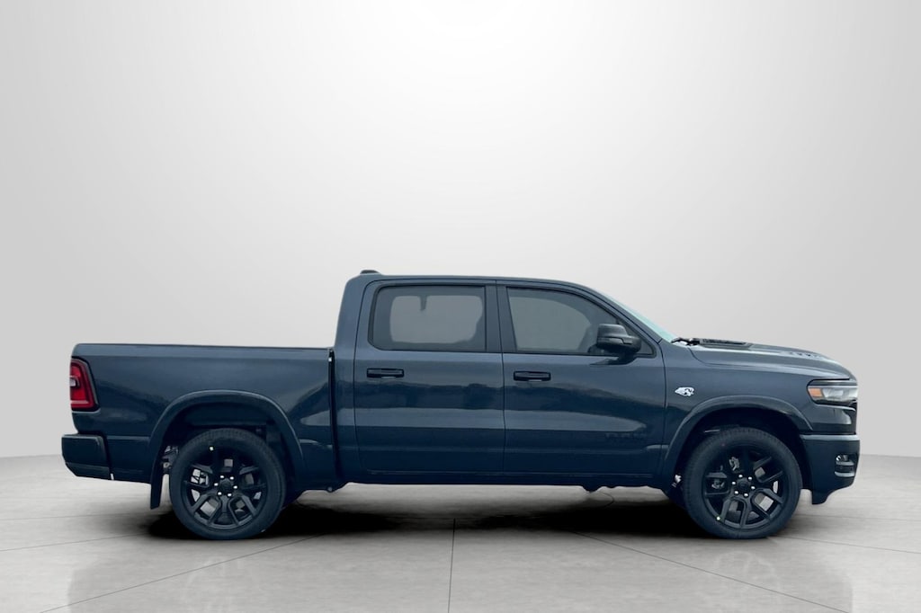 New 2026 Ram 1500 LARAMIE CREW CAB 4X4 5'7 BOX Pickup