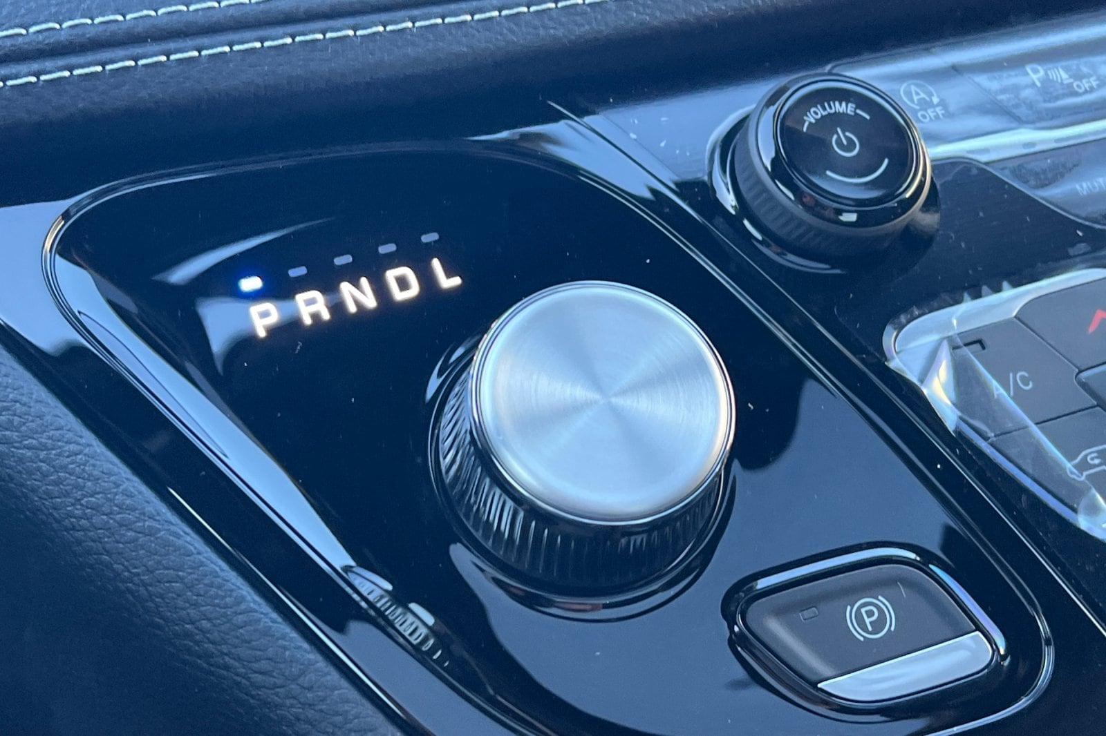 2026 Chrysler Pacifica Select - Photo 19