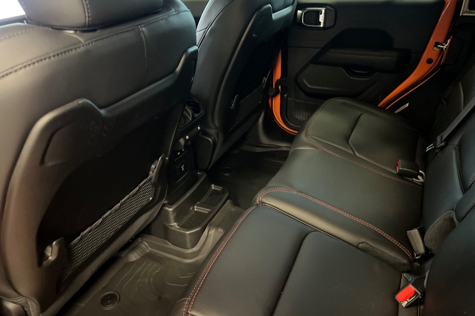 2025 Jeep Wrangler 4-Door Rubicon X - Photo 8