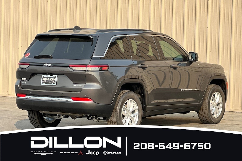 New 2026 Jeep Grand Cherokee LAREDO X 4X4 Sport Utility