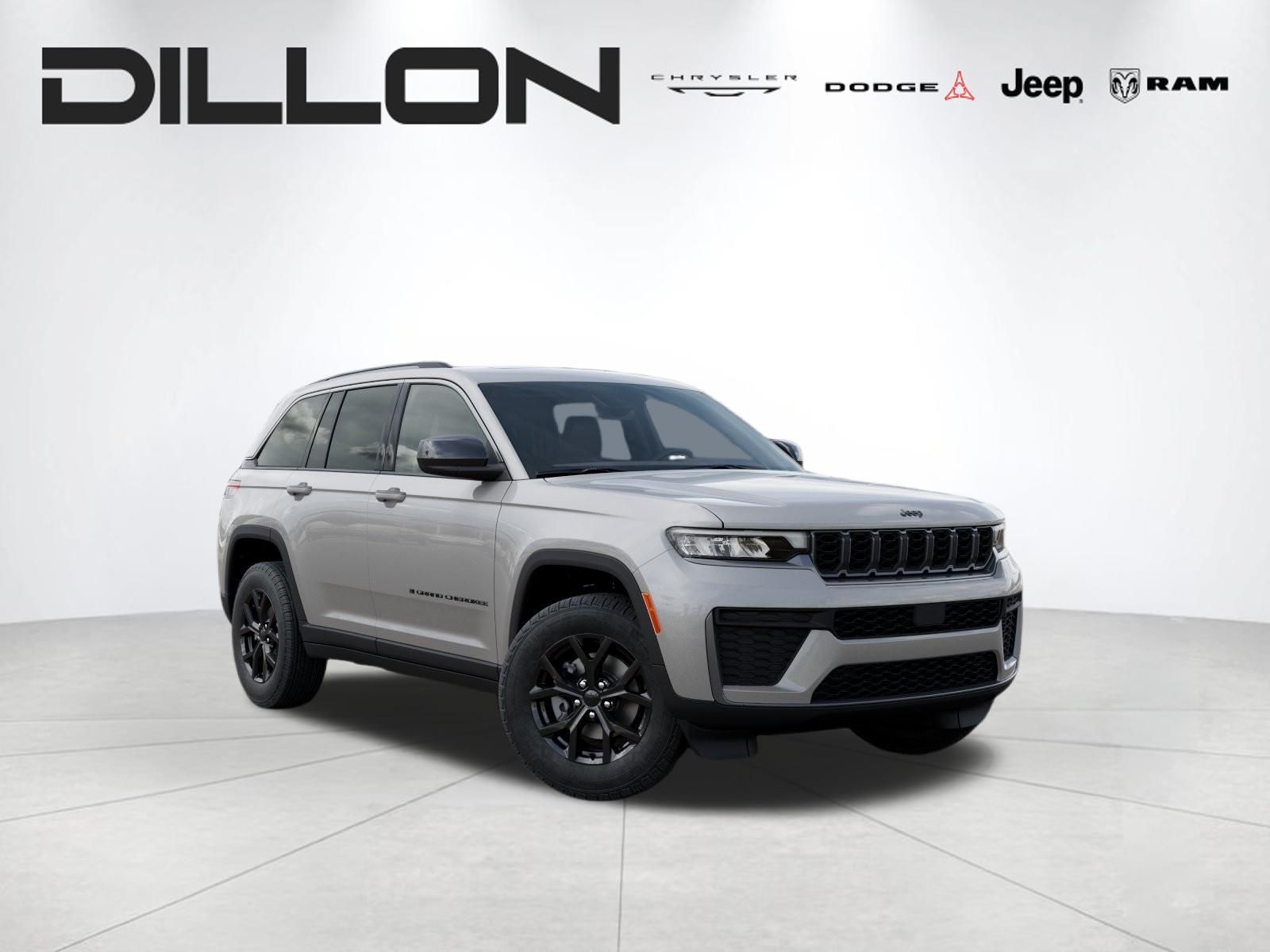 2026 Jeep Grand Cherokee Laredo Altitude 4x4's photo