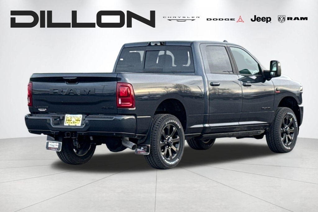 New 2026 Ram 3500 LARAMIE CREW CAB 4X4 6'4 BOX Pickup