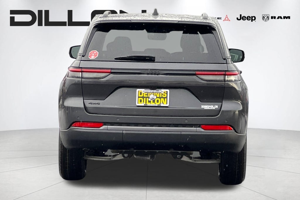 New 2026 Jeep Grand Cherokee LAREDO ALTITUDE 4X4 Sport Utility