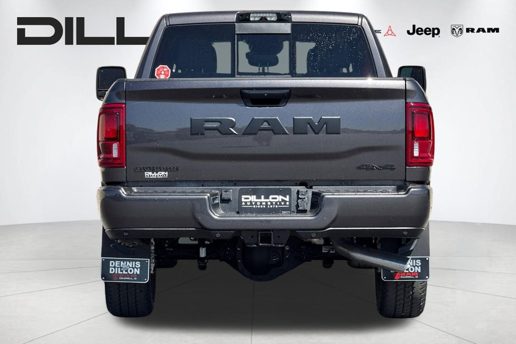 New 2026 Ram 3500 BIG HORN CREW CAB 4X4 6'4 BOX Pickup