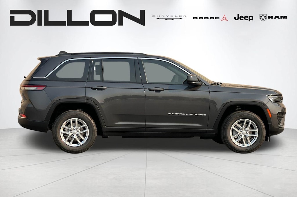 New 2026 Jeep Grand Cherokee LAREDO X 4X4 Sport Utility
