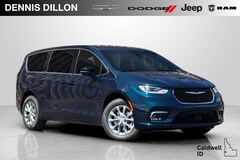 2025 Chrysler Pacifica SELECT AWD Passenger Van