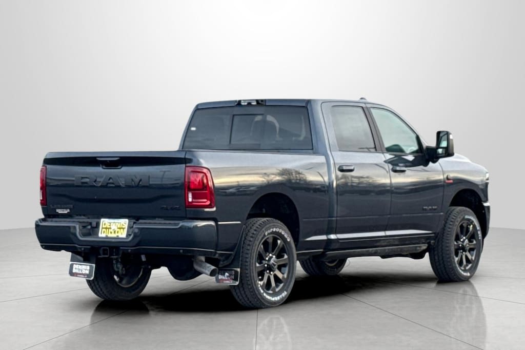 New 2026 Ram 3500 LARAMIE CREW CAB 4X4 6'4 BOX Pickup