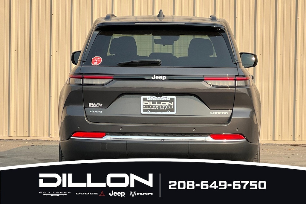 New 2026 Jeep Grand Cherokee LAREDO X 4X4 Sport Utility