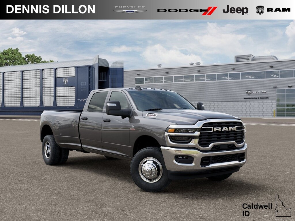 New 2026 Ram 3500 TRADESMAN CREW CAB 4X4 8' BOX Pickup