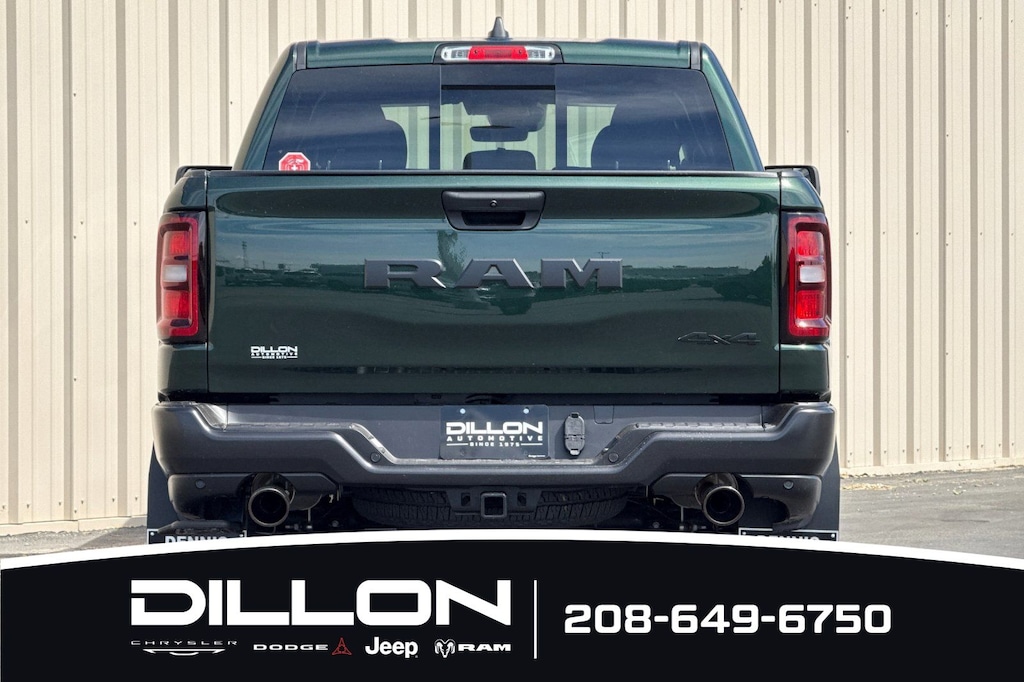 New 2026 Ram 1500 WARLOCK CREW CAB 4X4 5'7 BOX Pickup