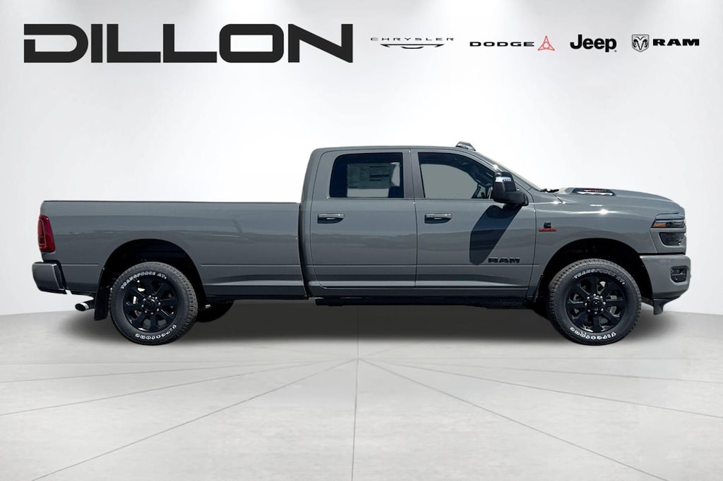 New 2026 Ram 3500 LARAMIE CREW CAB 4X4 8' BOX Pickup