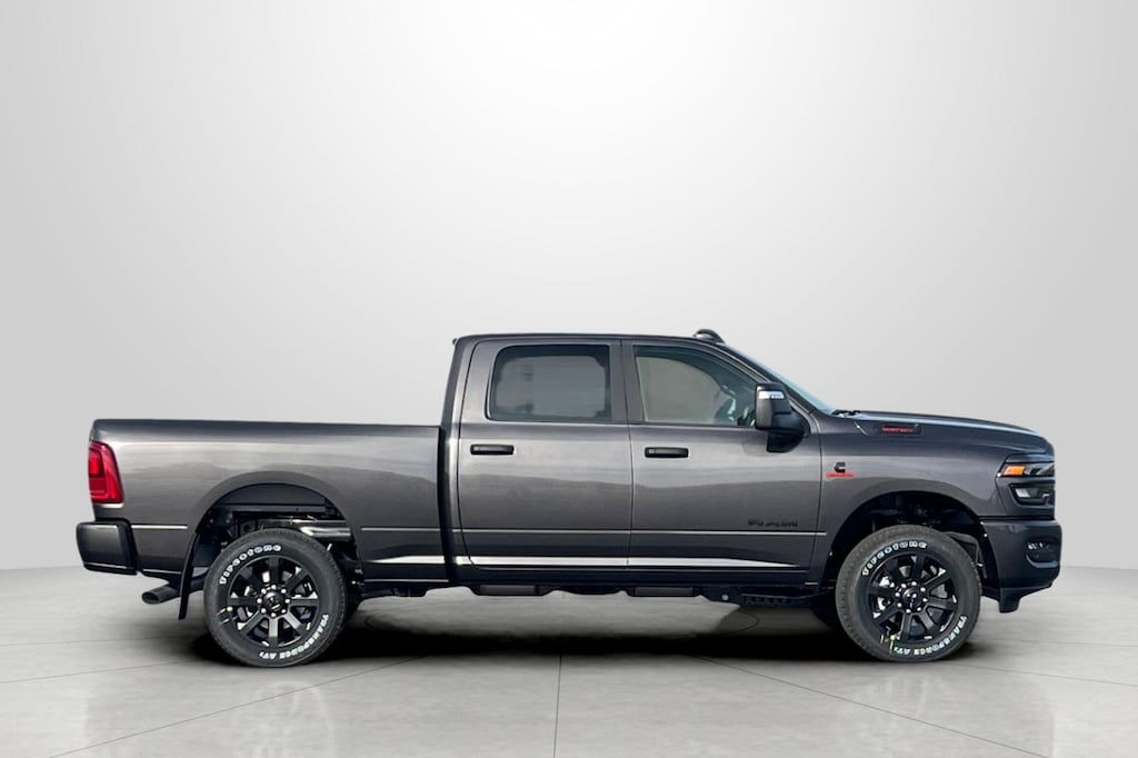 New 2026 Ram 2500 BIG HORN CREW CAB 4X4 6'4 BOX Pickup