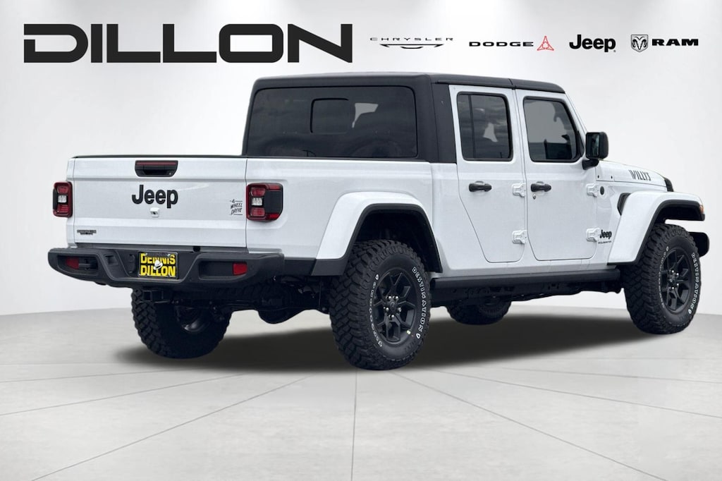 New 2026 Jeep Gladiator WILLYS 4X4 Pickup