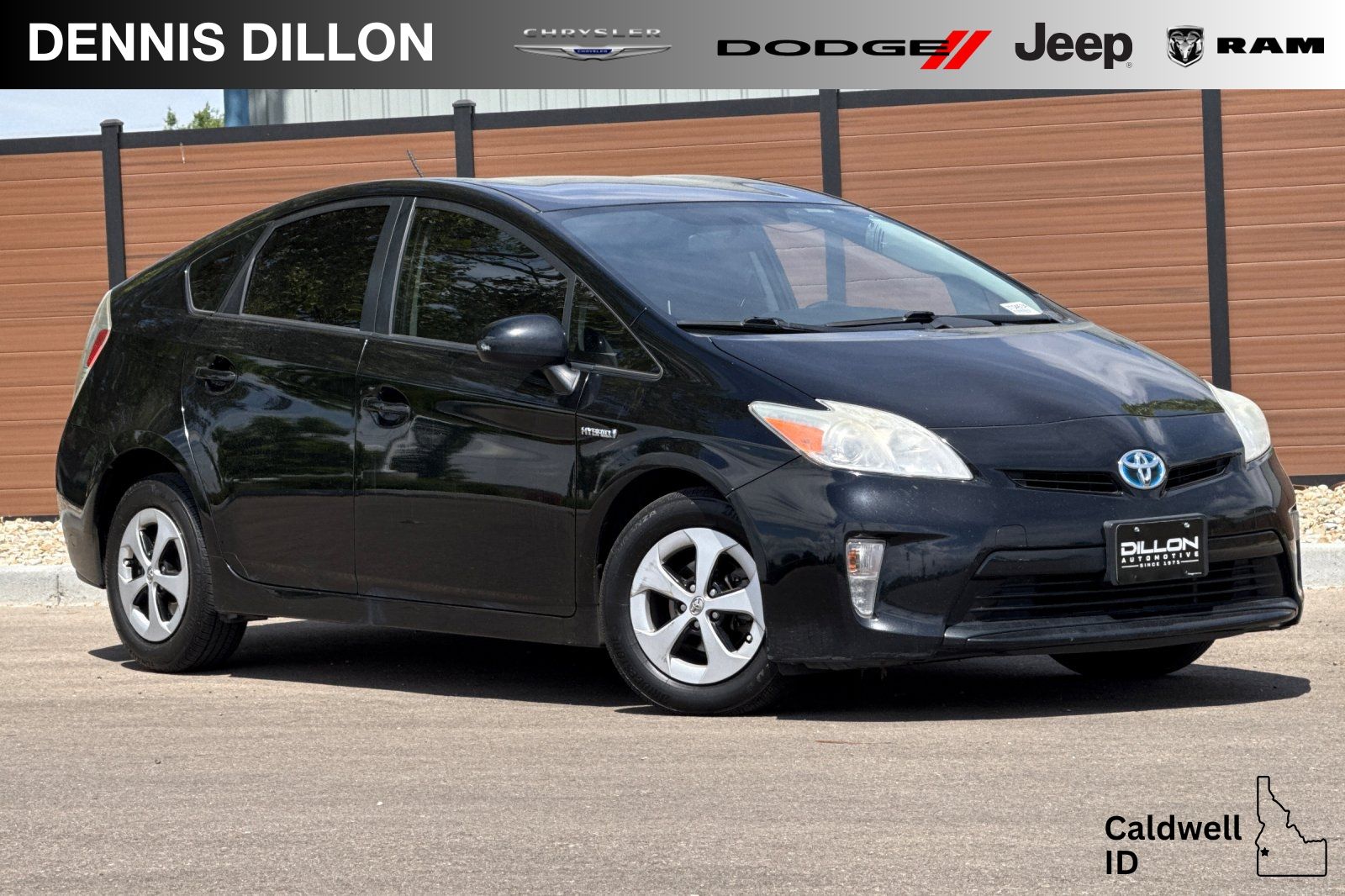 2014 Toyota Prius Two's photo