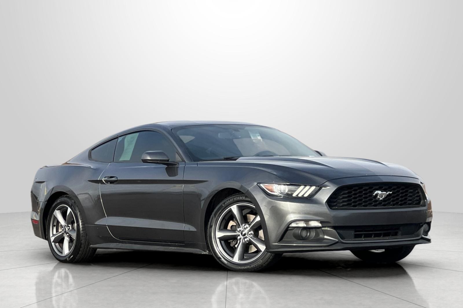 2016 Ford Mustang V6