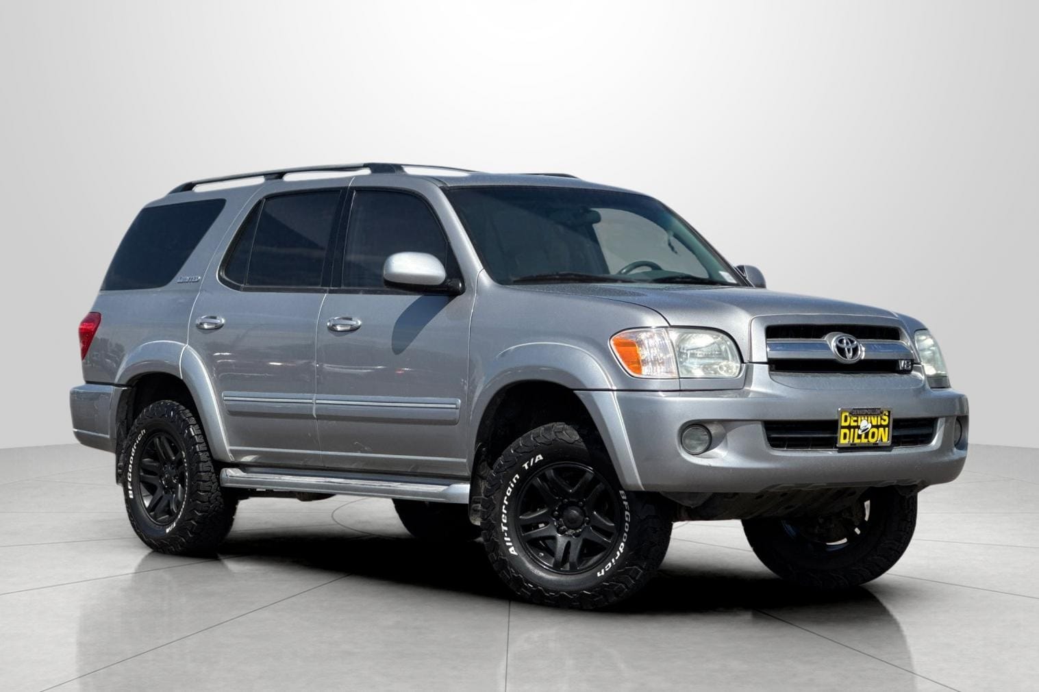 2005 Toyota Sequoia SR5