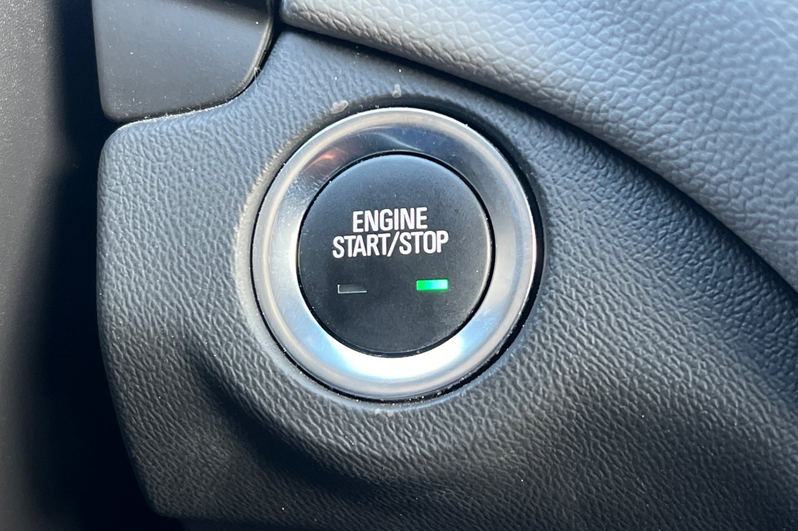 2022 Chevrolet Equinox LS - Photo 22