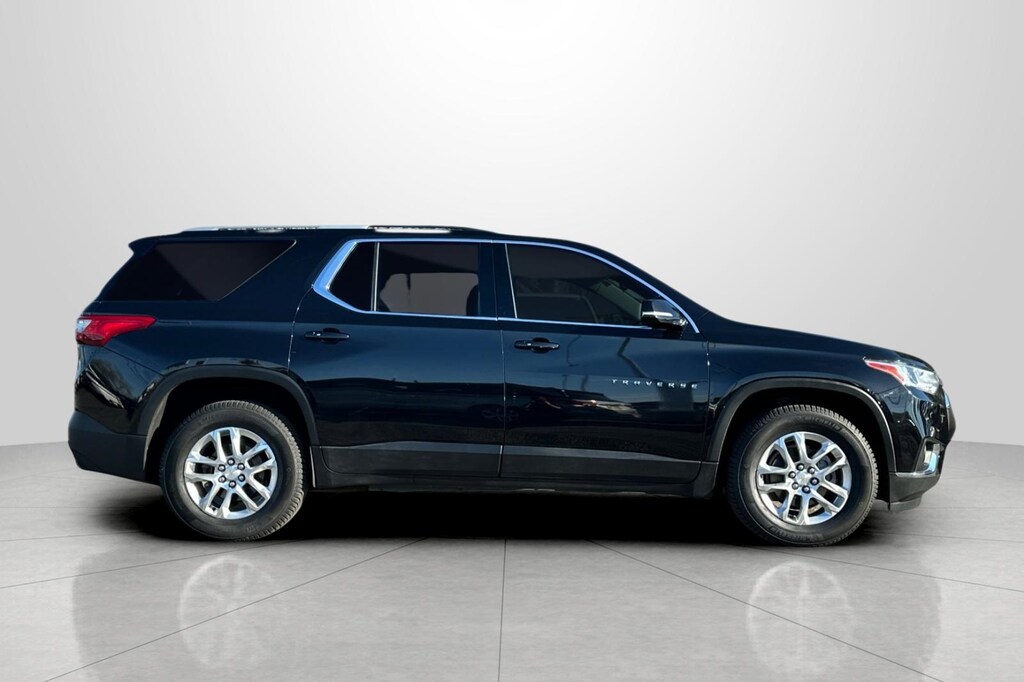 Used 2018 Chevrolet Traverse LT SUV