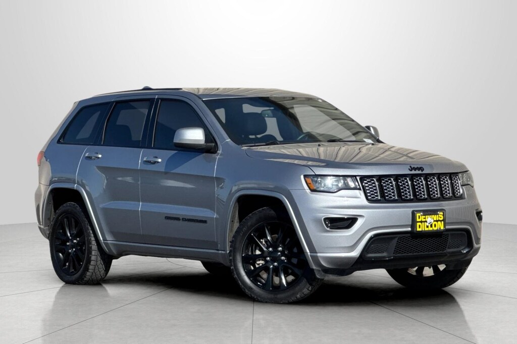 Used 2019 Jeep Grand Cherokee Altitude SUV