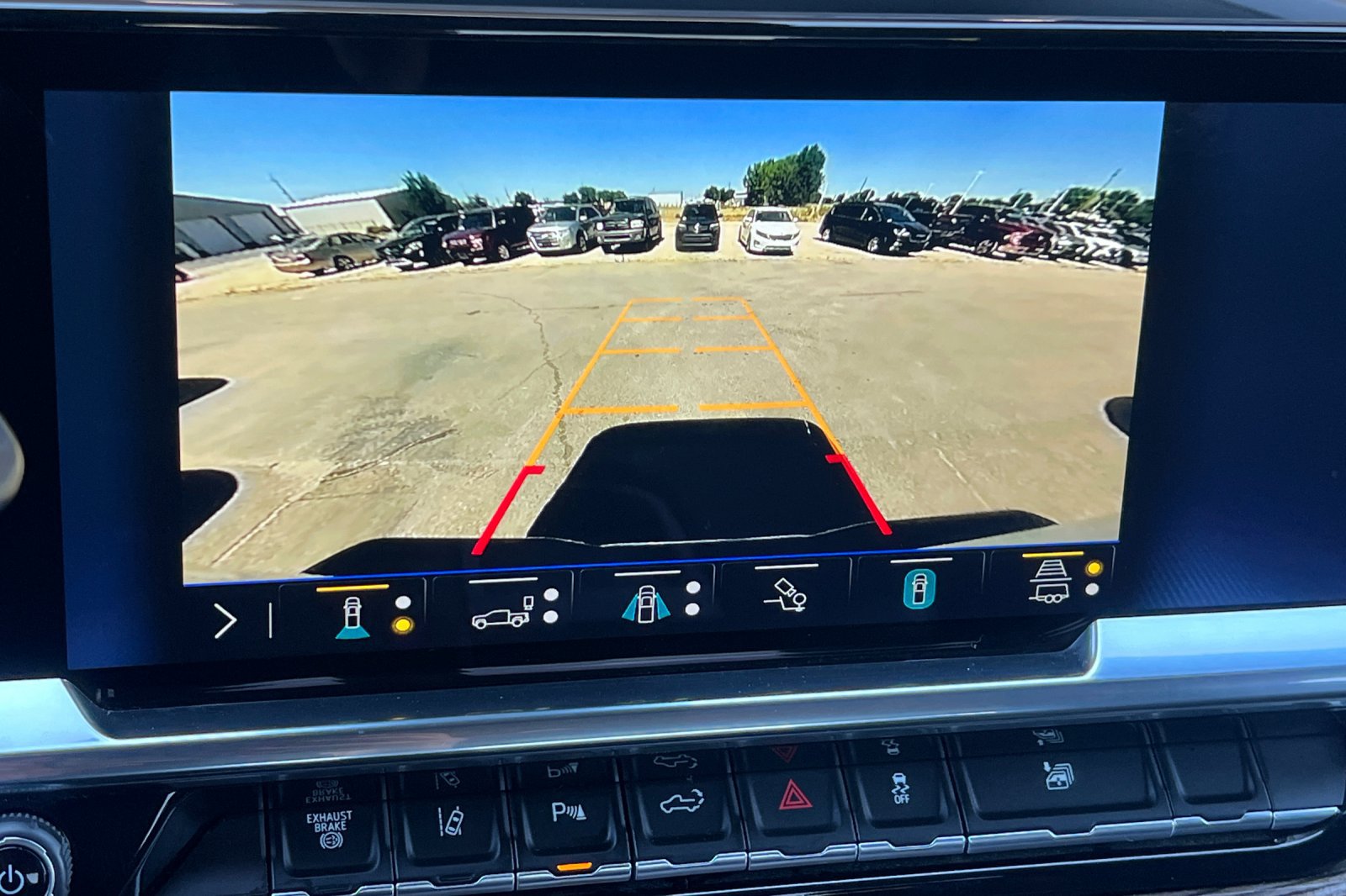 2025 Chevrolet Silverado 3500HD LT - Photo 21