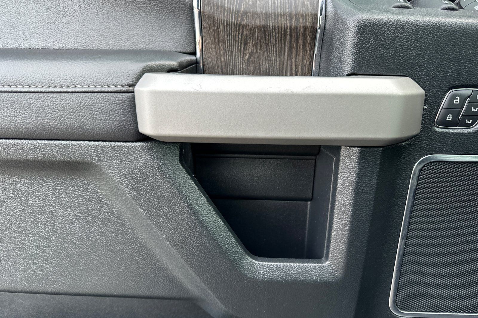 2020 Ford F-350 Super Duty Lariat - Photo 10