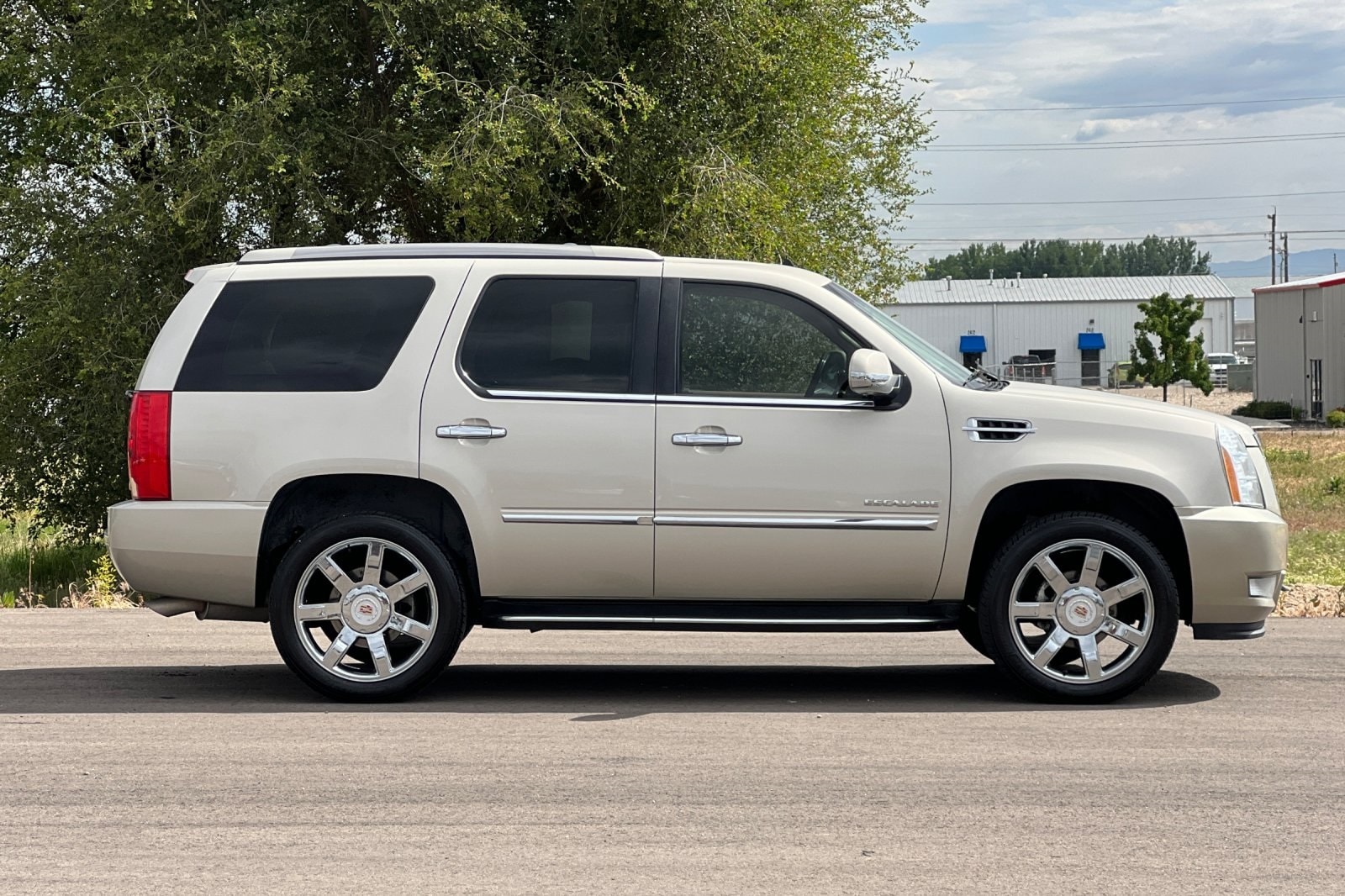 Used 2013 Cadillac Escalade Luxury with VIN 1GYS4BEF9DR264061 for sale in Boise, ID