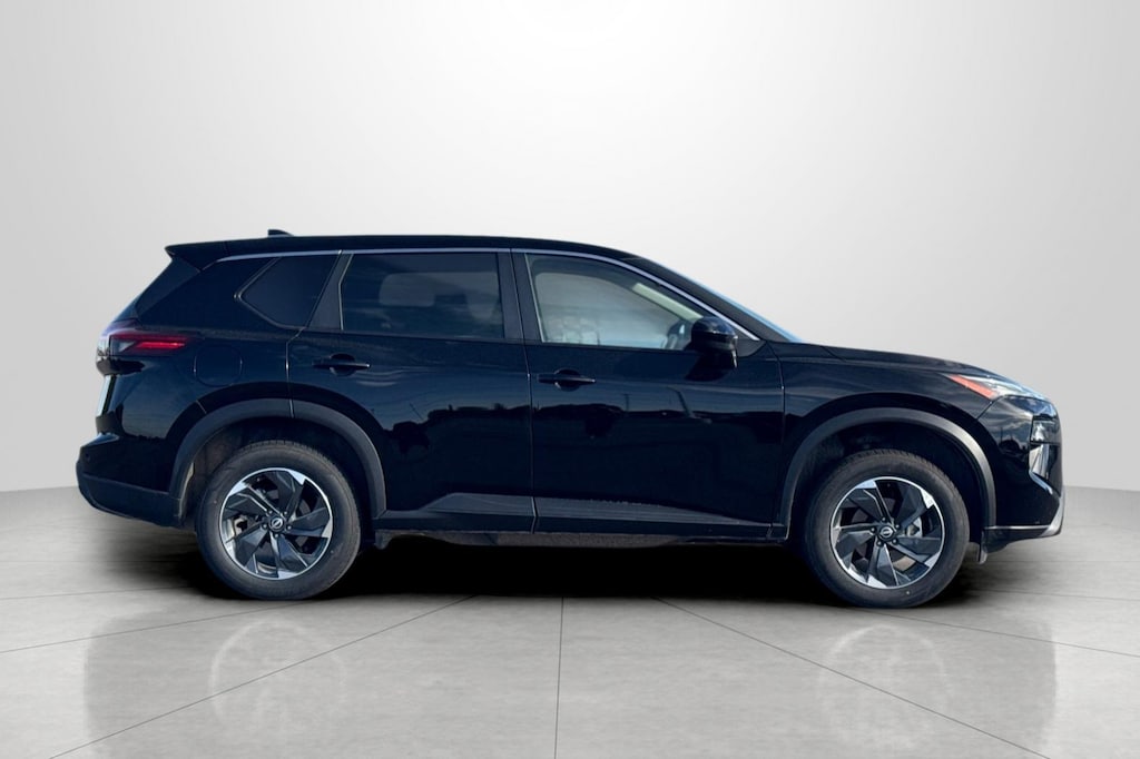 Used 2025 Nissan Rogue SV SUV