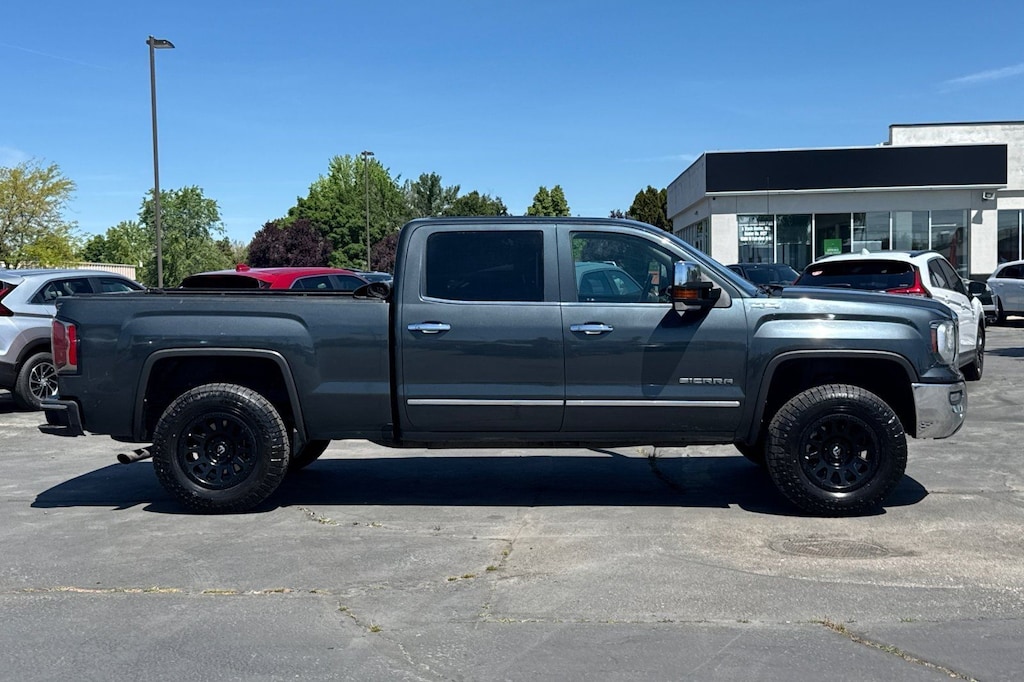 Used 2017 GMC Sierra 1500 SLT Truck