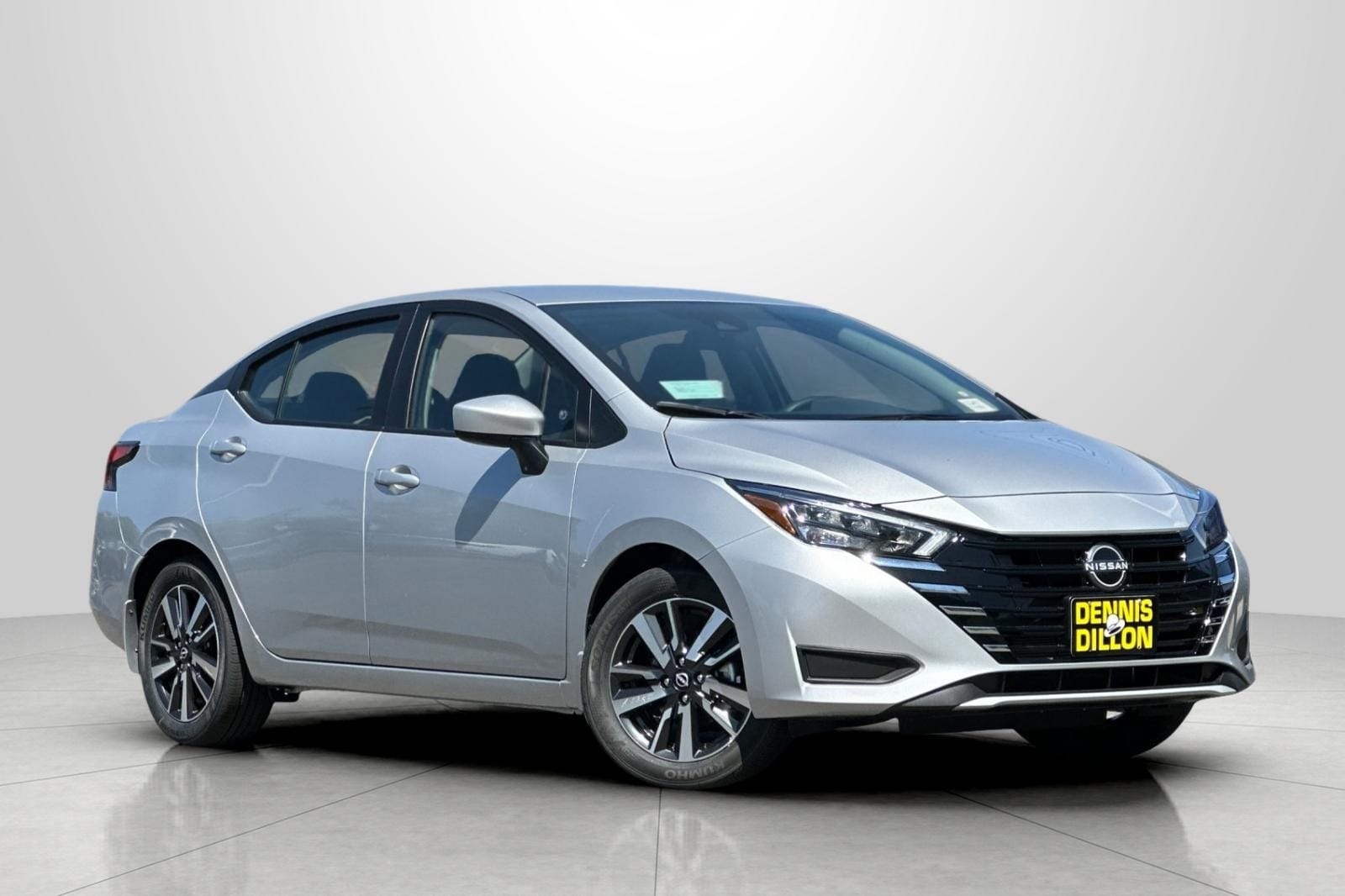 2025 Nissan Versa Sedan SV