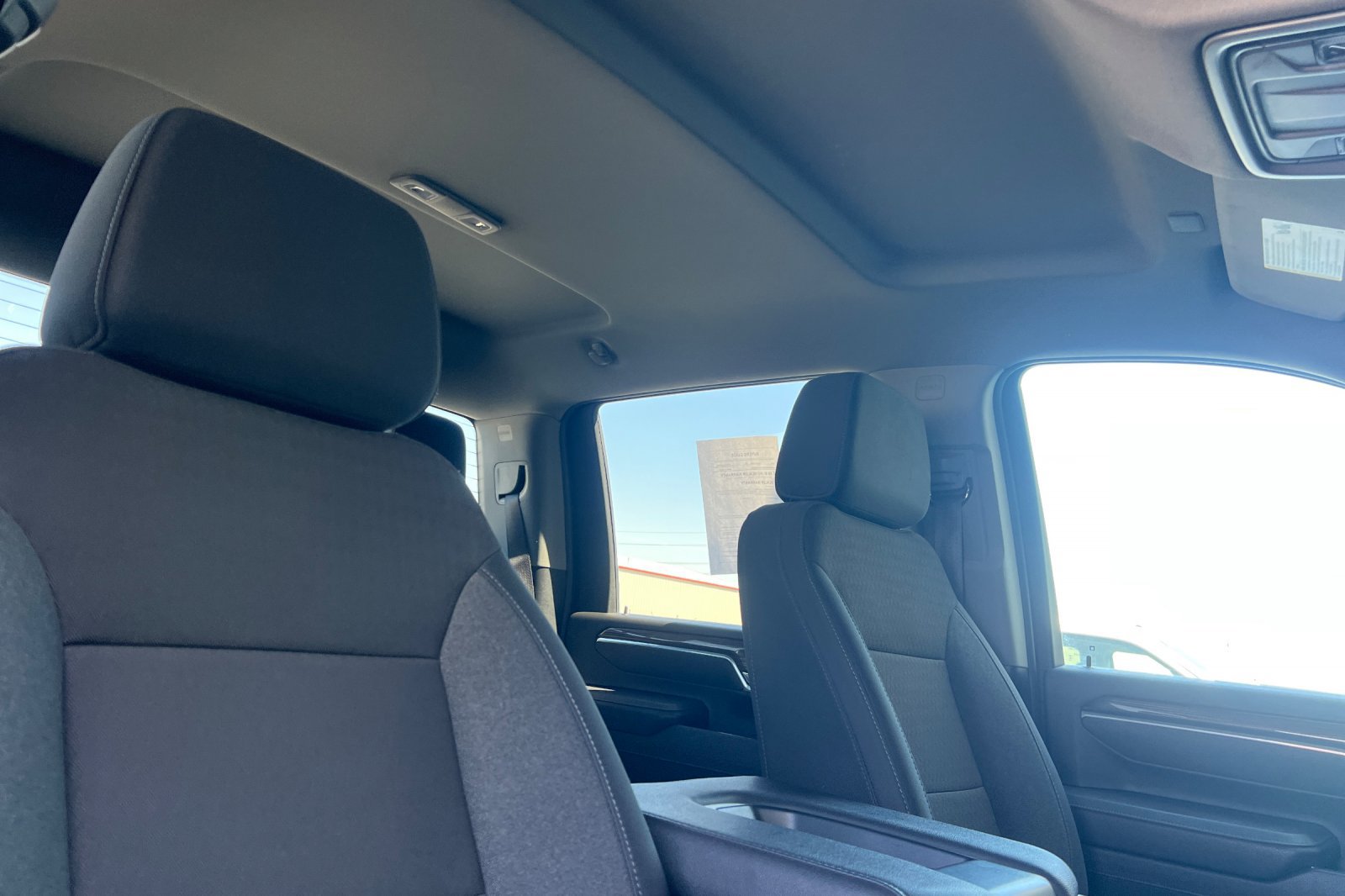 2025 Chevrolet Silverado 3500HD LT - Photo 17