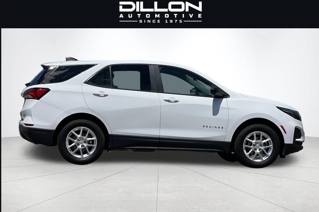 Used 2022 Chevrolet Equinox LS SUV