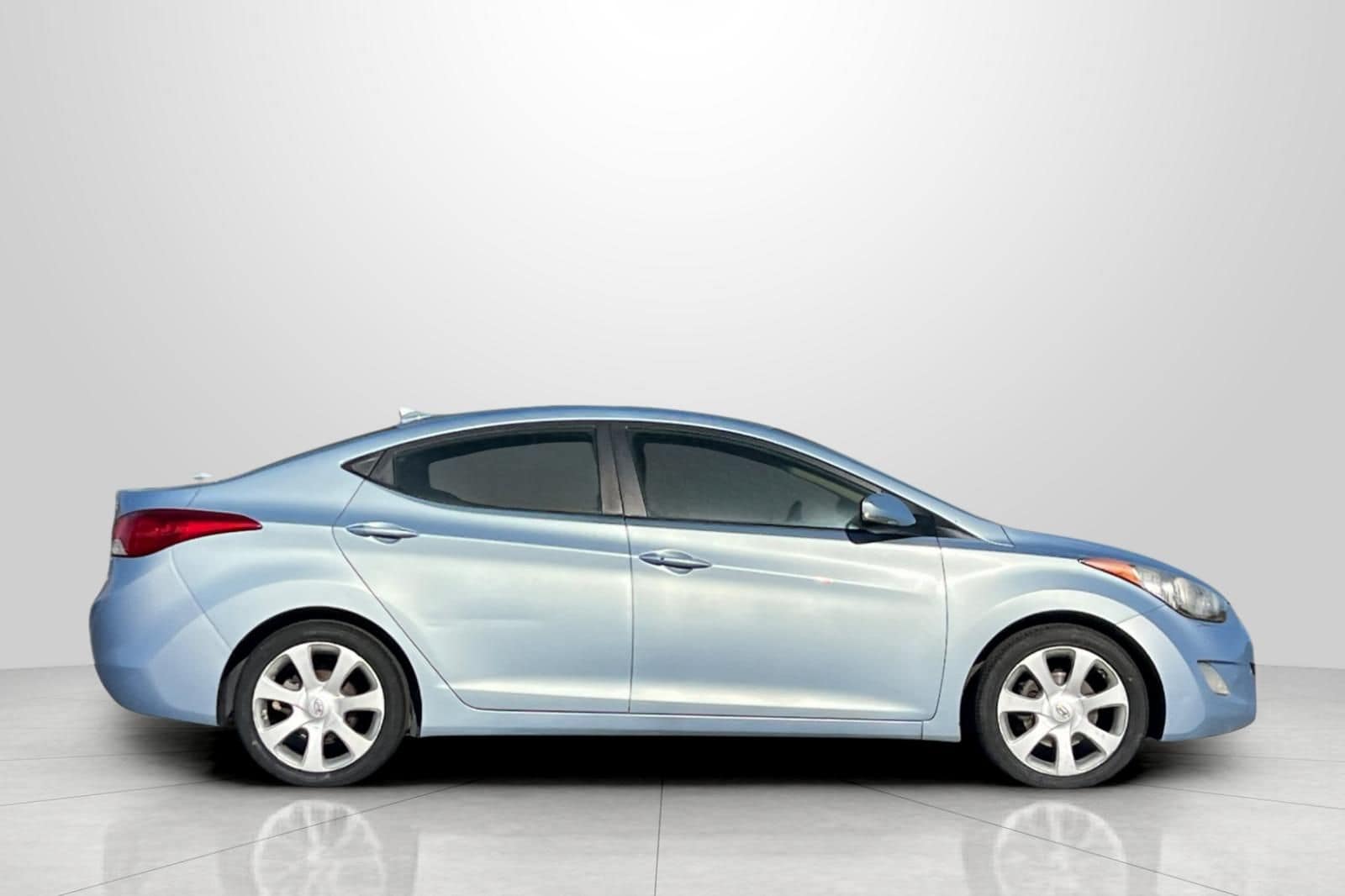 Used 2012 Hyundai Elantra Limited with VIN KMHDH4AE8CU211600 for sale in Nampa, ID