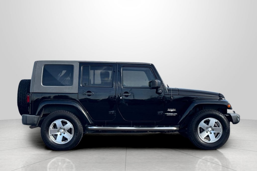 Used 2009 Jeep Wrangler Unlimited Sahara SUV