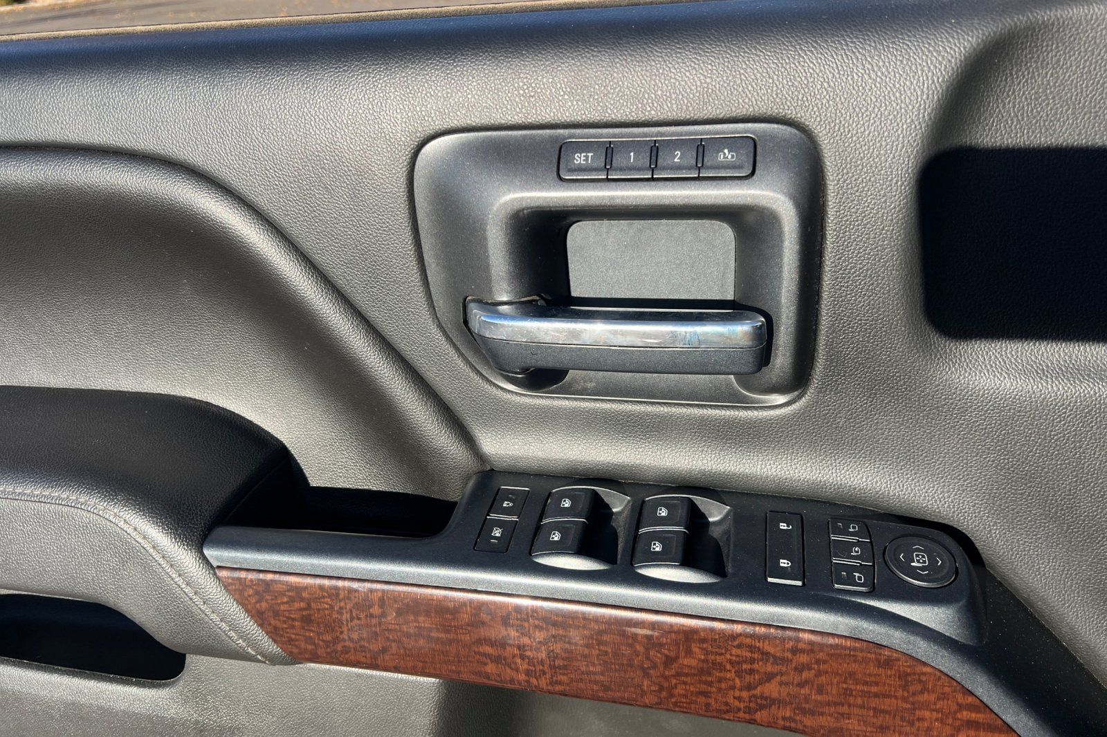2017 GMC Sierra 1500 SLT - Photo 7