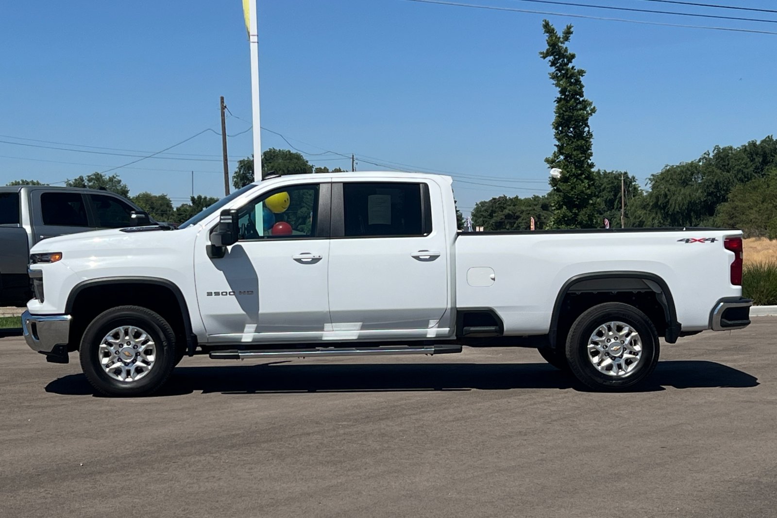 2025 Chevrolet Silverado 3500HD LT - Photo 10
