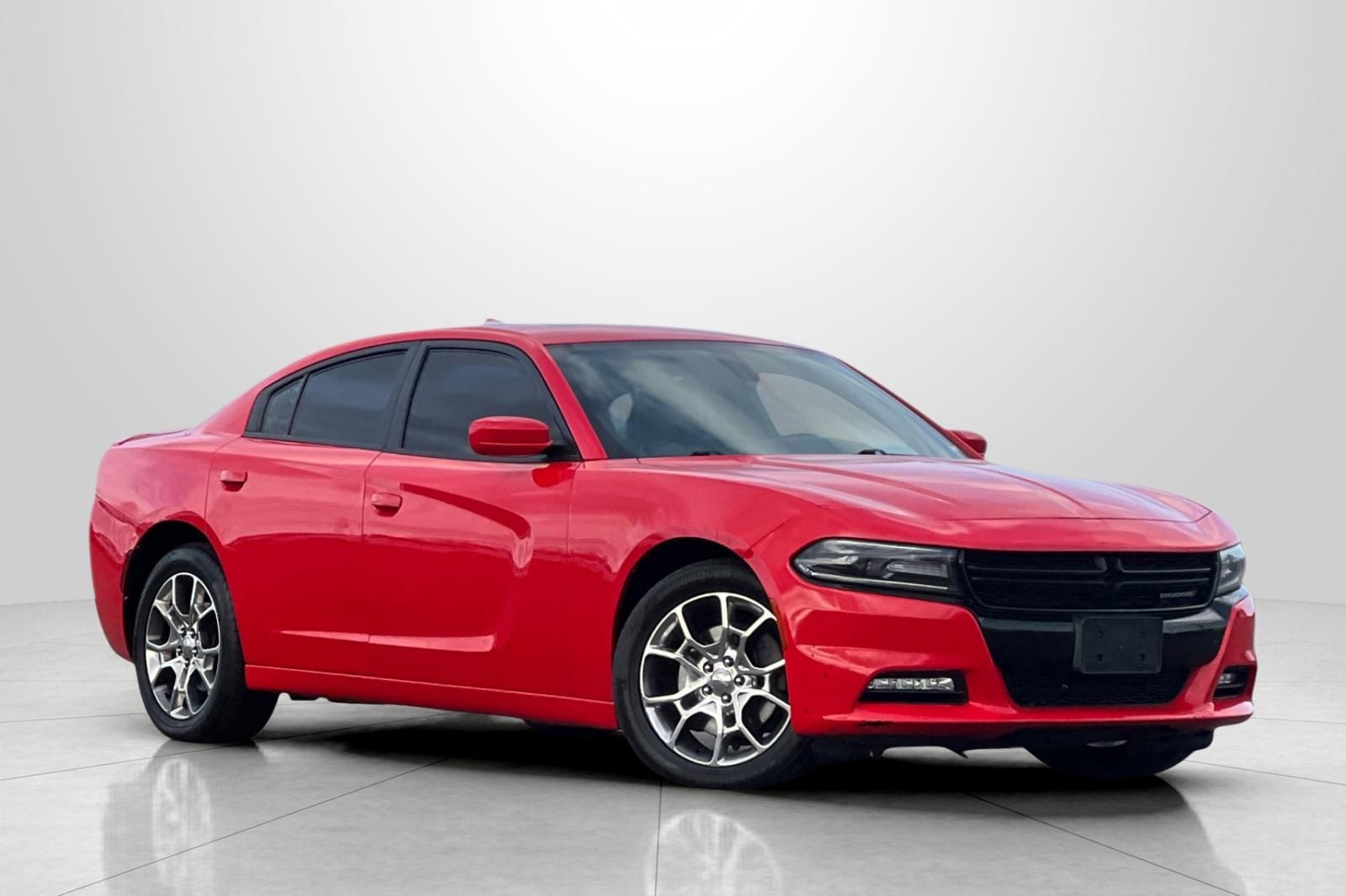 2016 Dodge Charger SXT's photo