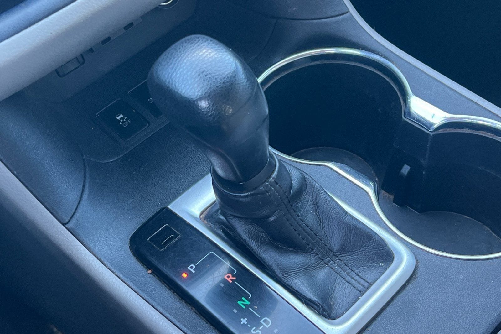 2019 Toyota Highlander LE - Photo 20