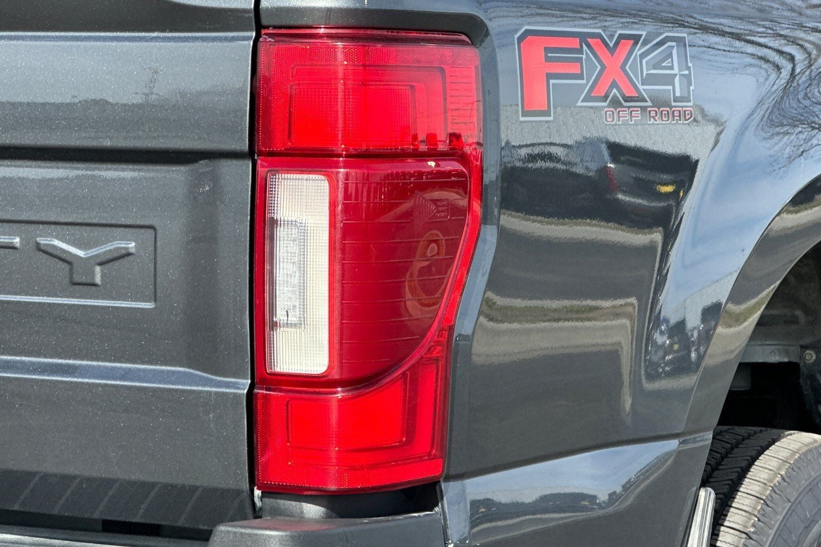 2020 Ford F-350 Super Duty Lariat - Photo 24