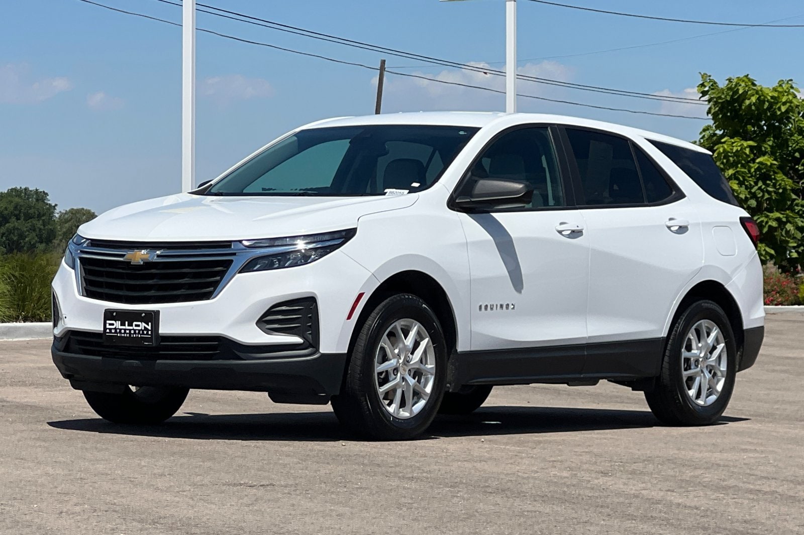 2022 Chevrolet Equinox LS - Photo 10