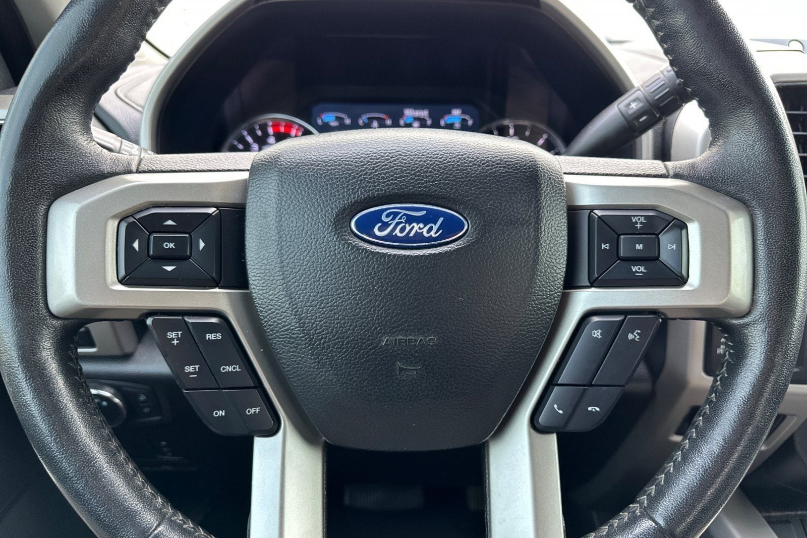 2020 Ford F-350 Super Duty Lariat - Photo 22