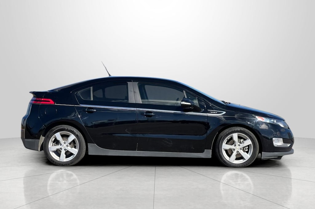 Used 2014 Chevrolet Volt Base Hatchback