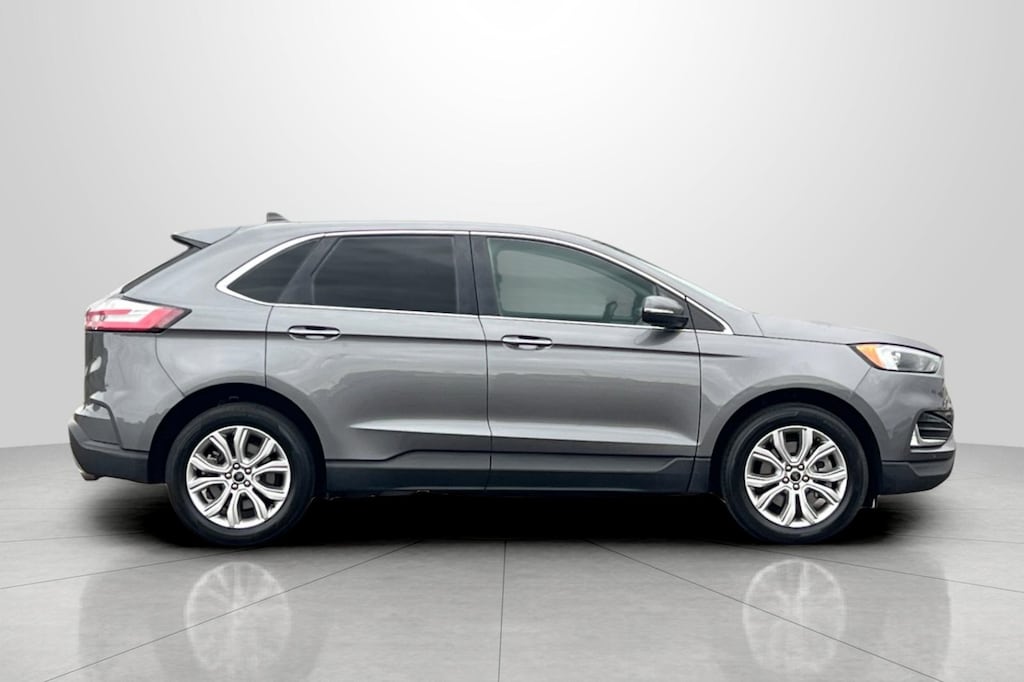 Used 2023 Ford Edge Titanium SUV