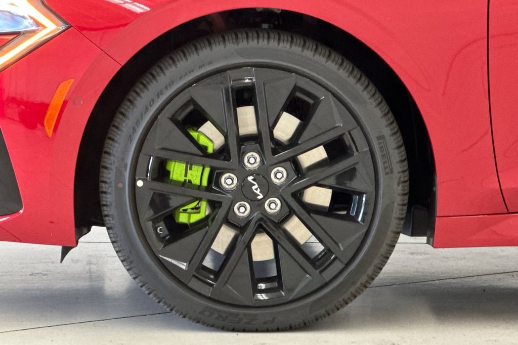 2026 Kia K5 GT - Photo 25