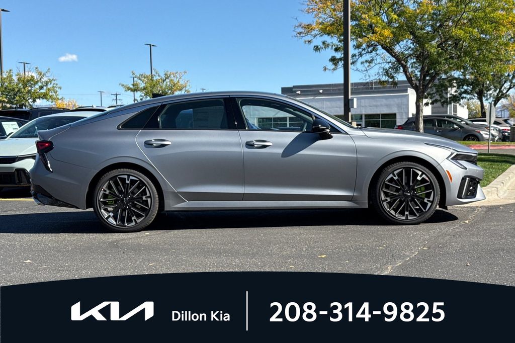 2026 Kia K5 GT - Photo 3