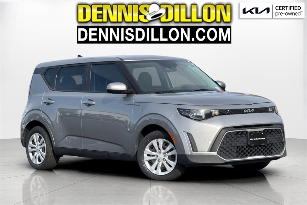 2023 Kia Soul LX's photo