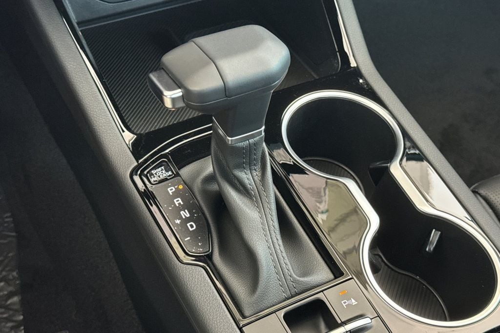 2026 Kia K5 GT - Photo 20